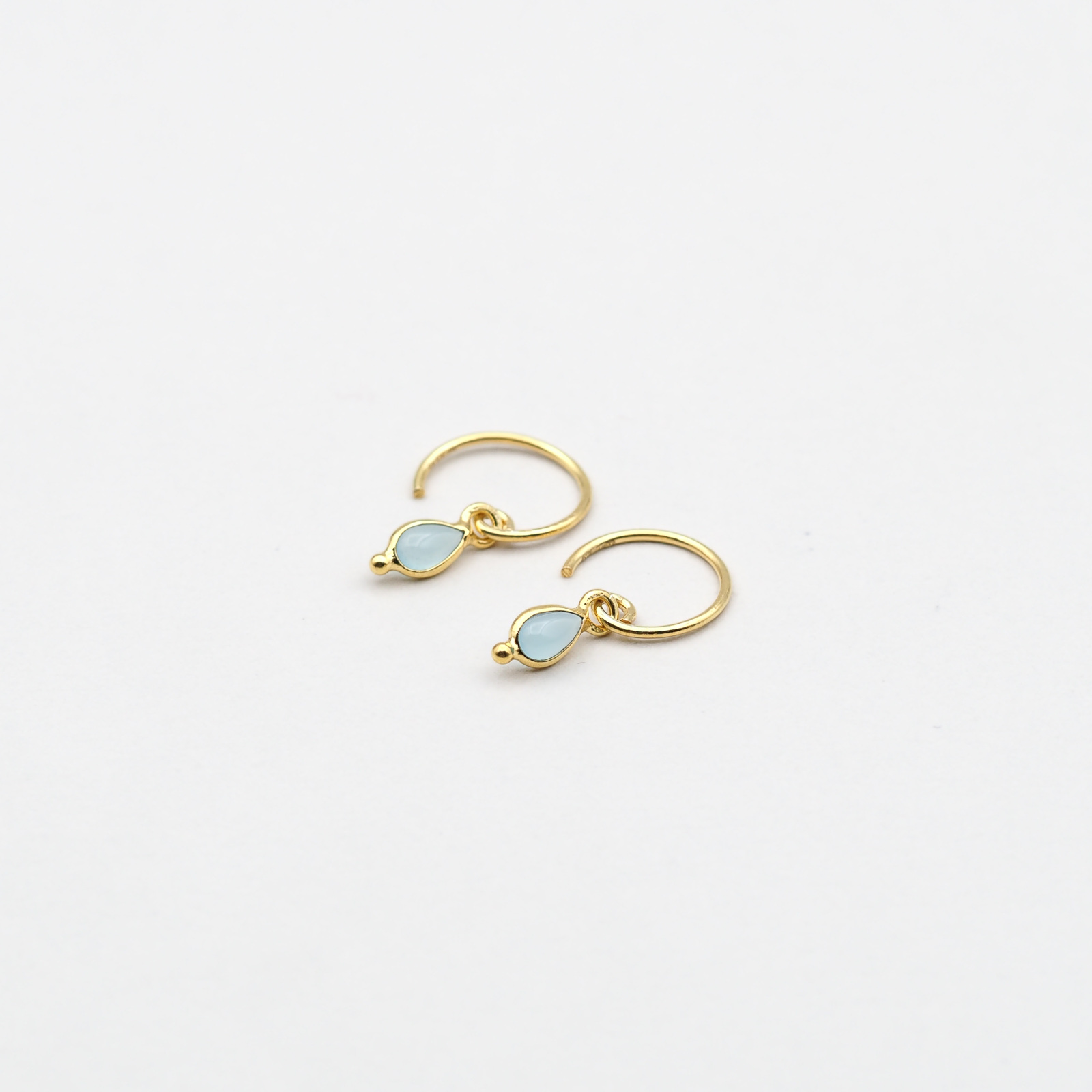 Chalcedon Creolen Gold