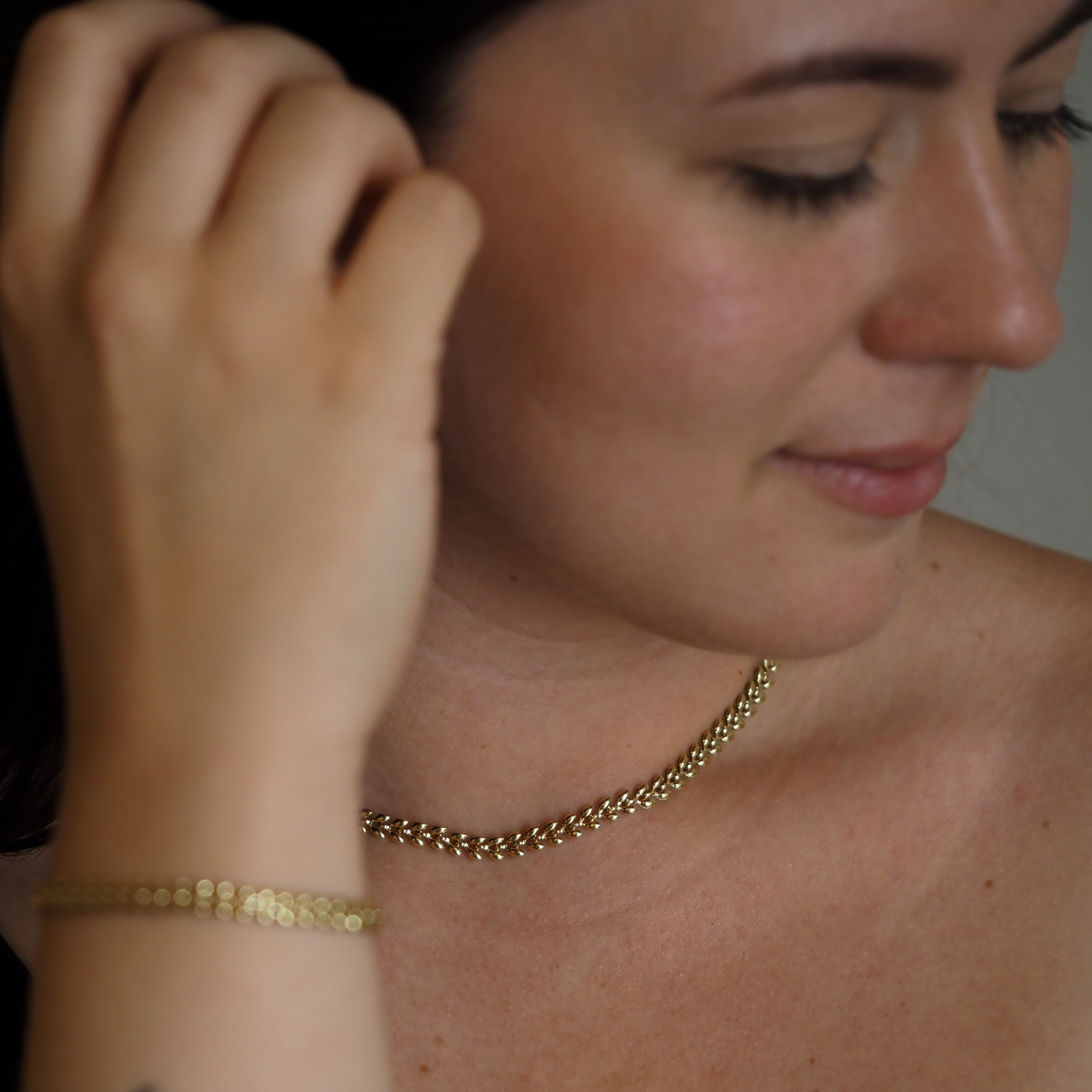 Blätter Kette Gold